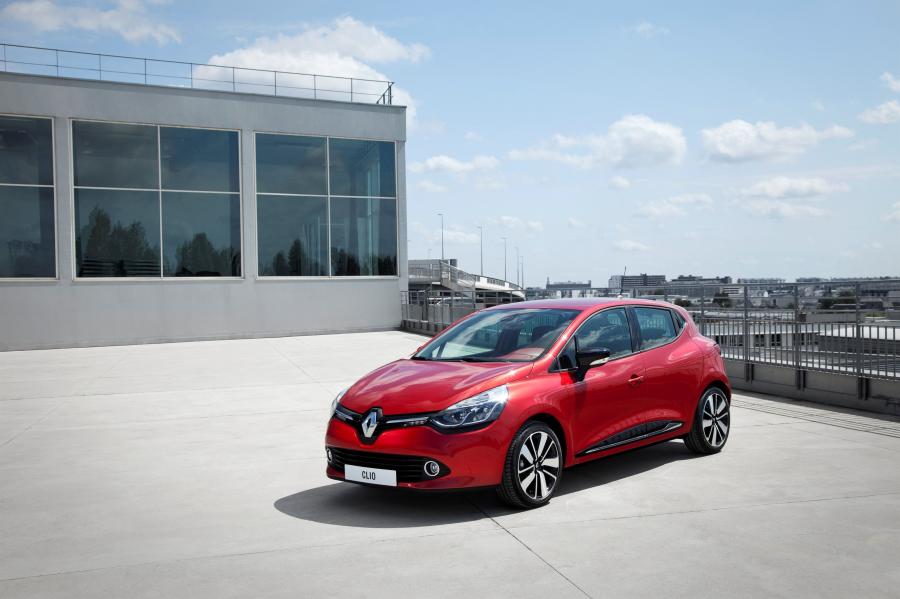  Renault Clio 2013 года  (фото 39 из 90)